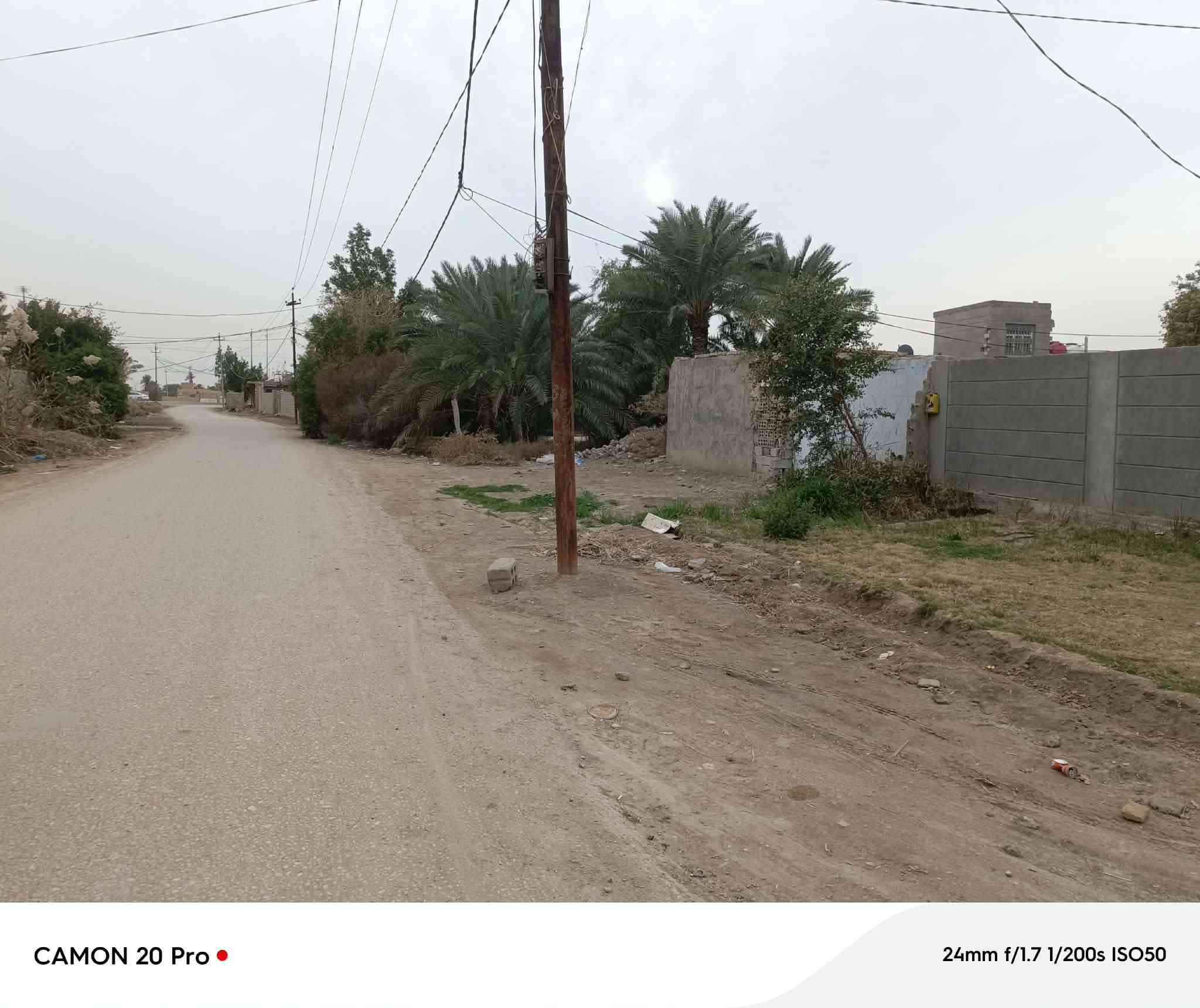 بيت مع دونم وربع عل طريق السنيه دوانيه  جهت الزوار يبعد عن الشارع العام 100 متر لبيع ***********
