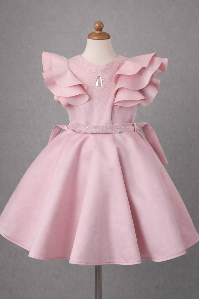 بنات عندي ذني الفساتين بس البيجي ابو الوردات بالخصر ملبوس ساعة البقية جديدات وكل واحد سعره قياس 44-46


**إذا كنت صاحب هذا الإعلان وتريد حذفه لأي سبب، رجاءا أرسل رسالة إلى الدعم الفني**