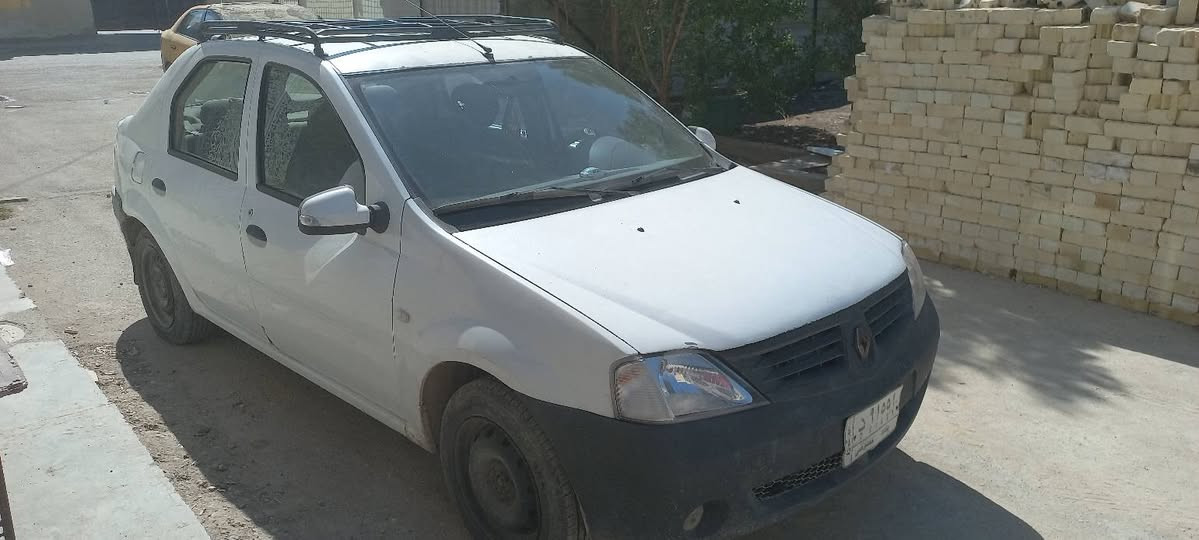 سلام عليكم
سيارة. رينو للبيع موديل ٢٠١٠
كامل كلشي بيها شغال 
 هاتف ***********
