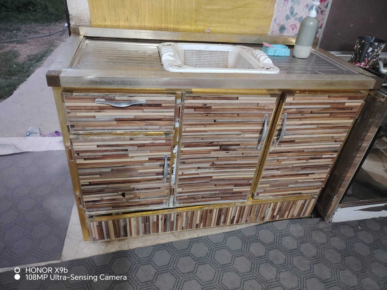 للبيع سعر 250
***********
