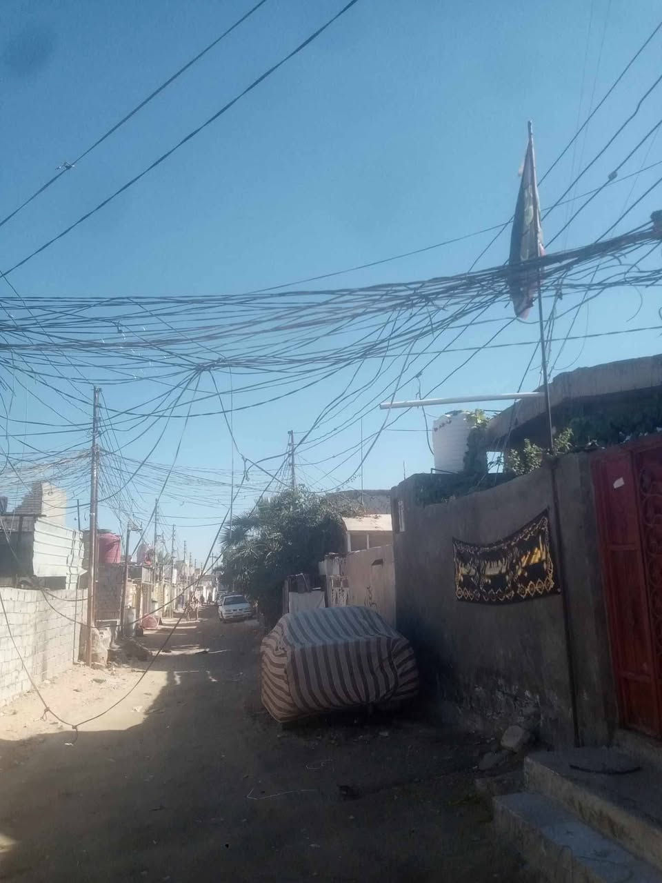 نعمل ترتيب قواطع والكابينات وتسليك وترتيب وتصفيه الوايرات مكاني النجف 
اتصال ع رقم ***********
