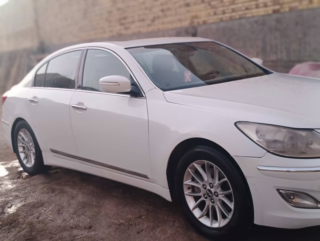 السلام عليكم جينسز 13 خليجي للبيع او مراوس بتكسي النترا اكسنت اوبتيما حسب القناعه  السياره بيها قطع صبغ وابيع احزام  حادثها چاملغ امامي عكس السائق خليجي محرك 3300 جديد قبل 4اشهر من شديته حداديه 70%  مكانها ديوانيه رقم شمالي وكاله عامه بسمي تحويل مباشر  سعر 110 بيها مجال حگ الجيه ***********
