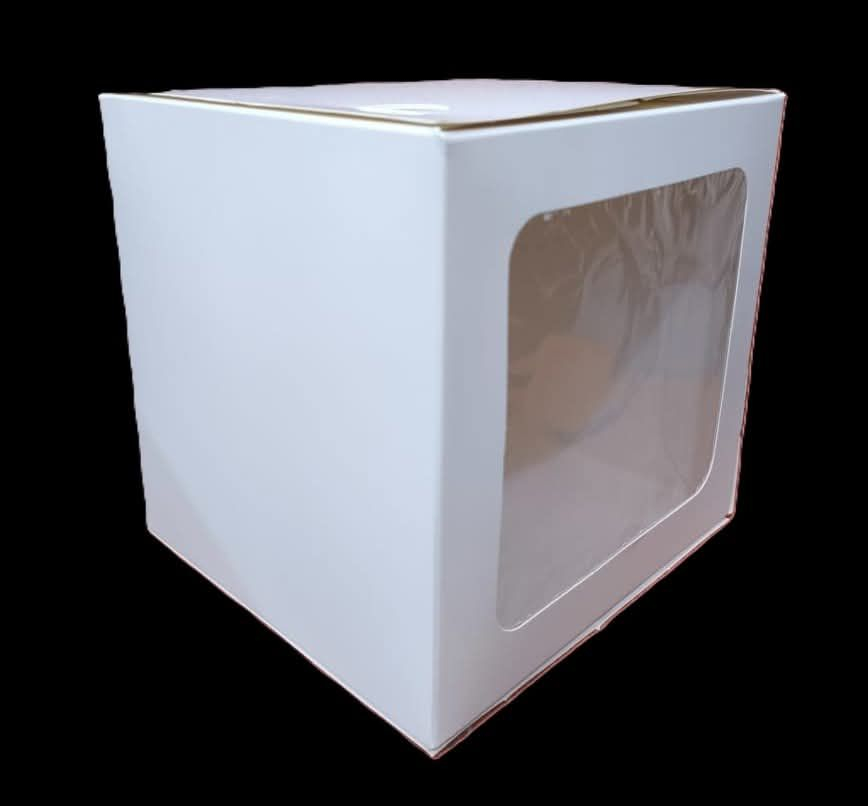 علب كيك كافة الاحجام، خاص باسمك وعنوانك، وعام للجميع احجز العدد الذي يناسب عملك من العلب واحصل عليها بوقت قياسي. مطبعة ارض النوارس، بغداد، تلفون وواتساب ***********، ***********.
