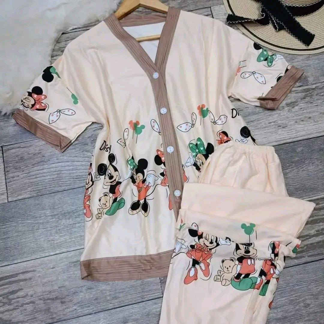 😍#جديدنا_وصل😍

 اتراكات   نسائي  🥰 

#الخامايه_ قطنيه_ درجة_اولى 

القياس. فري سايز قالب راهي  

#تراكات
#صيفي
#نسائي
#موضة

#هاشتاق
#ازياء


**إذا كنت صاحب هذا الإعلان وتريد حذفه لأي سبب، رجاءا أرسل رسالة إلى الدعم الفني**