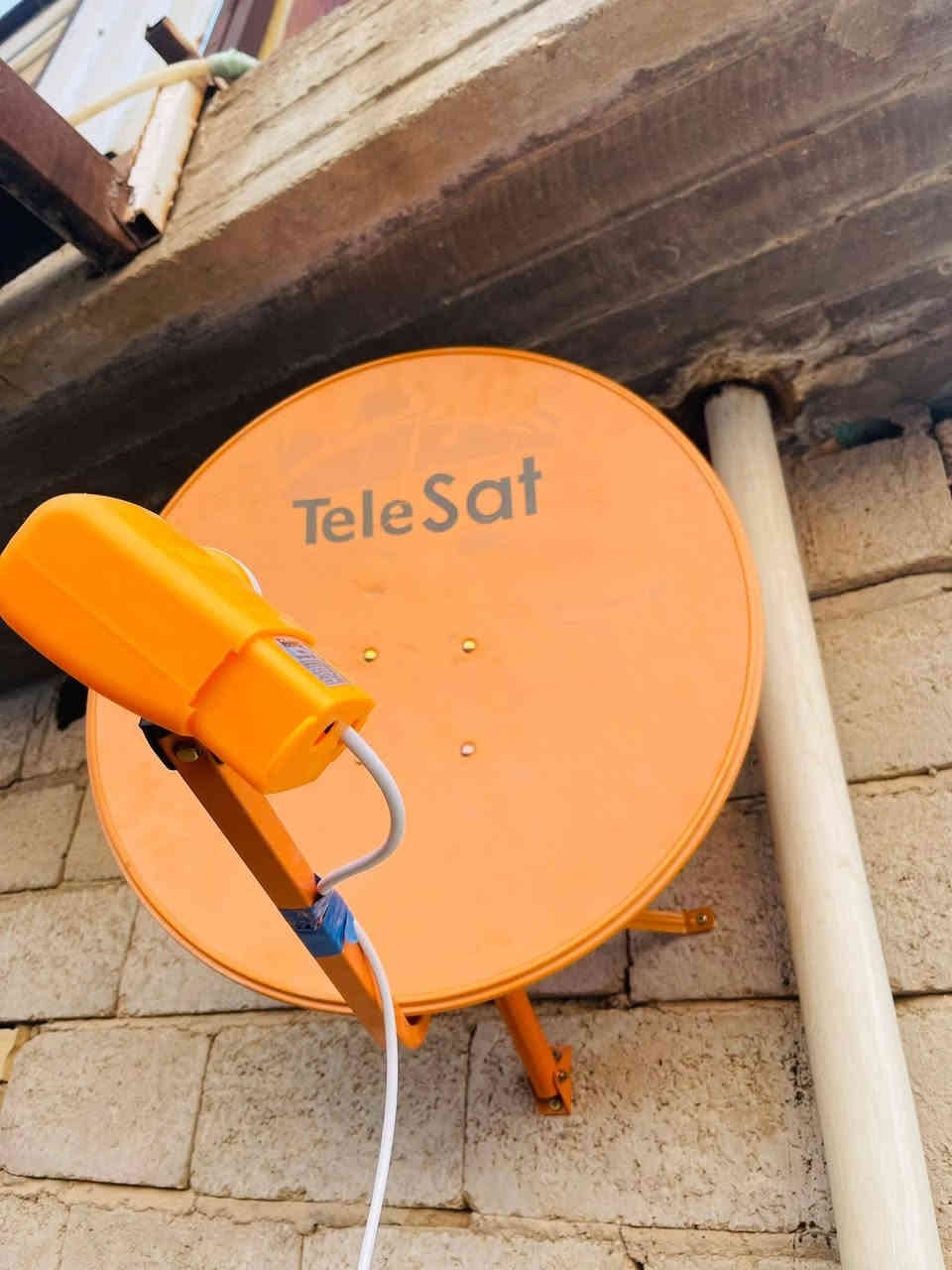 تنصيب صحن نايلسات بعمل احترافي متقن
تثبيت الصحن براغي 
خدمات احمد للستلايت
للتنصيب الاتصال ☎️❤️
***********
***********
اهالي قضاء العزيزية📍
