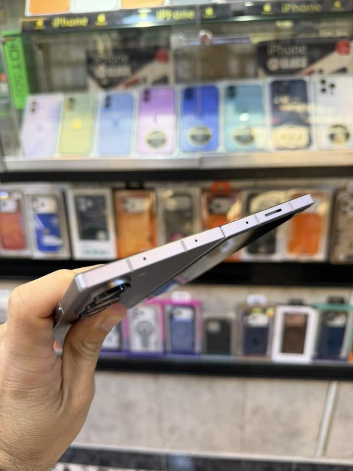 سامسونك z fold 6
256

شرق اوسط

نظافة ١٠٠

مع شاحن ٦٥ واط اصلي

السعر 950.000/اسعار ثابتة

الملك سنتر/السيدية

***********

