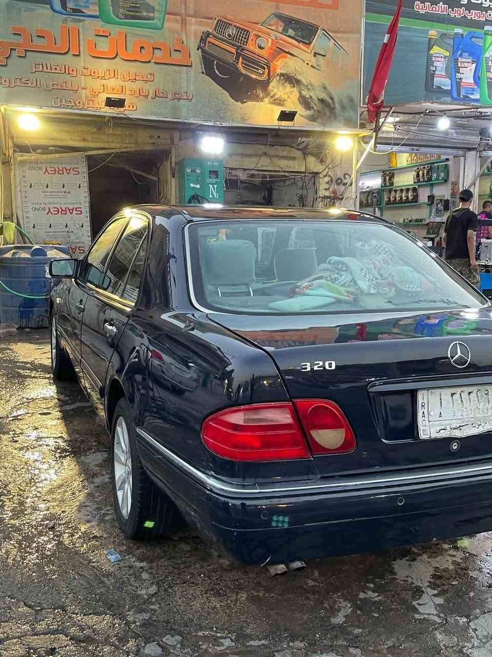 السلام عليكم ام عيون مديل 95
مكينة عدلة ستة سيارة خير من الله تدفئة تبريد 

صدر امامي خلفي جديد رقم الانكليزي  بسمي 

رايدها 78بيها مجال
رقم بي واتساب ***********
