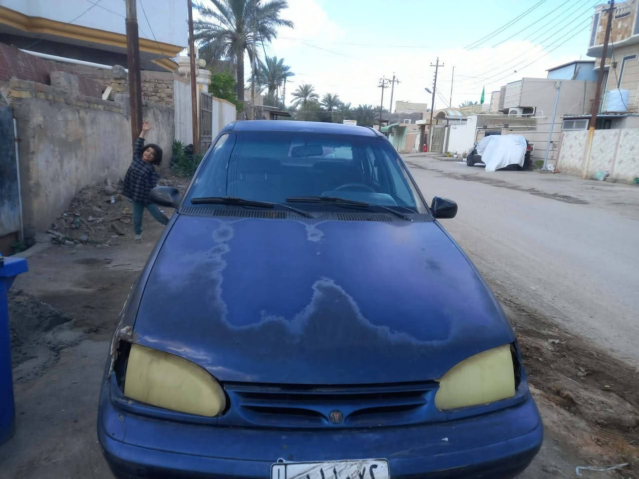 للبيع لمز  موديل  ٩٤  كير اوتو محرك  ا كهربائيات شغاله  مشروع وطني  سعر ٢٢ وبيه مجال  ***********مكلف بل نشر
