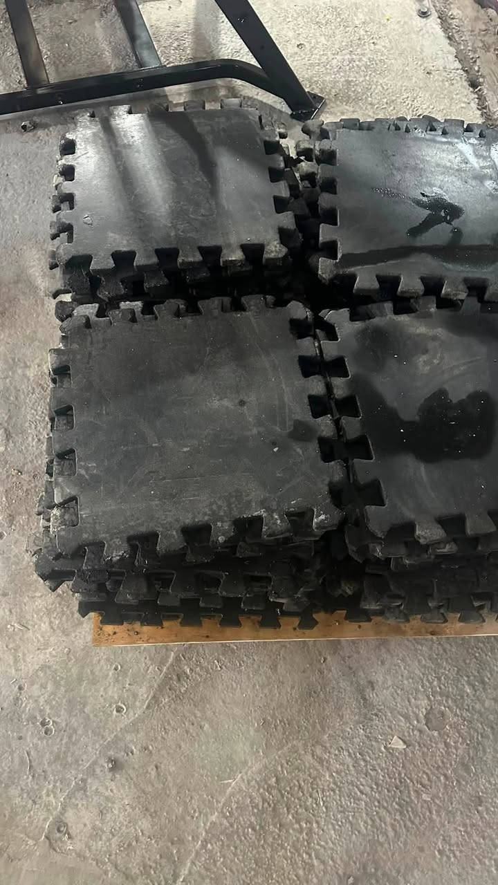 ارضيات للبيع 40*40 نظيفات بس مو نظافه فول عددهن 90 قطعه سعر القطعه (3) الأف دينار مكانيي بغداد الدوره البوعيثه
***********
