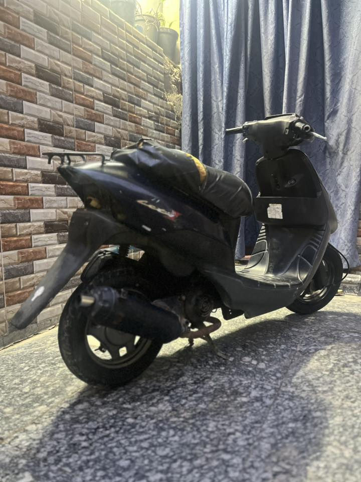 سلام عليكم دراجه ساسوكي للبيع مكينه بلادي ممفتوحه دراجه تشتغل نكره هندر باي وقت مكاني بغداد كاظمية سعره 200 وبيها مجال رقمي ***********
