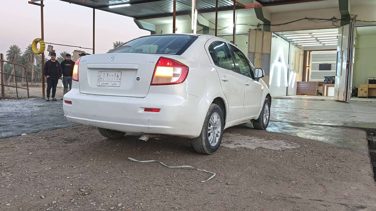 السلام عليكم
متاح سياره سوسوكي ياباني موديل 2010 سياره جاهزه وحلوه محور كير ومكينه مال كورلا حديث صدر امامي وخلفي نضيف خير من الله تايرات  تخم  وباتري جديد تبريد تدفئه شغالات كهربائيات شغالات كلهن سياره عضمتها حلوه وجديده رقم ديالئ سنويه لنهايه 27 شرط التحويل مكان السياره ديالئ المقداديه السعر 53 وبيها مجال للشراي وميتعبني للستفسار ***********
