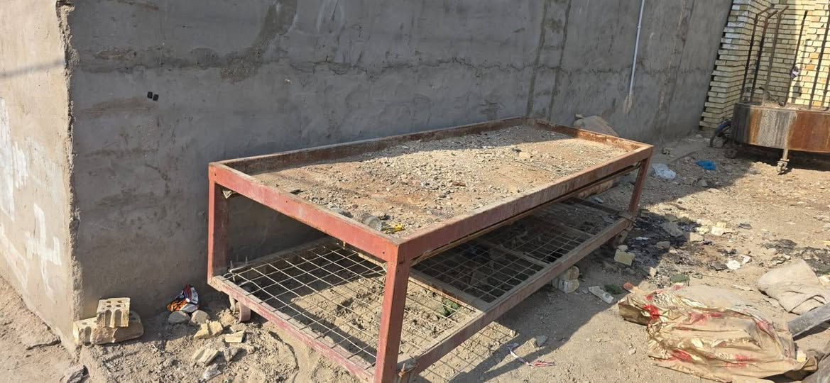 للبيع تواصل ***********
مع حوض حديد موجود
