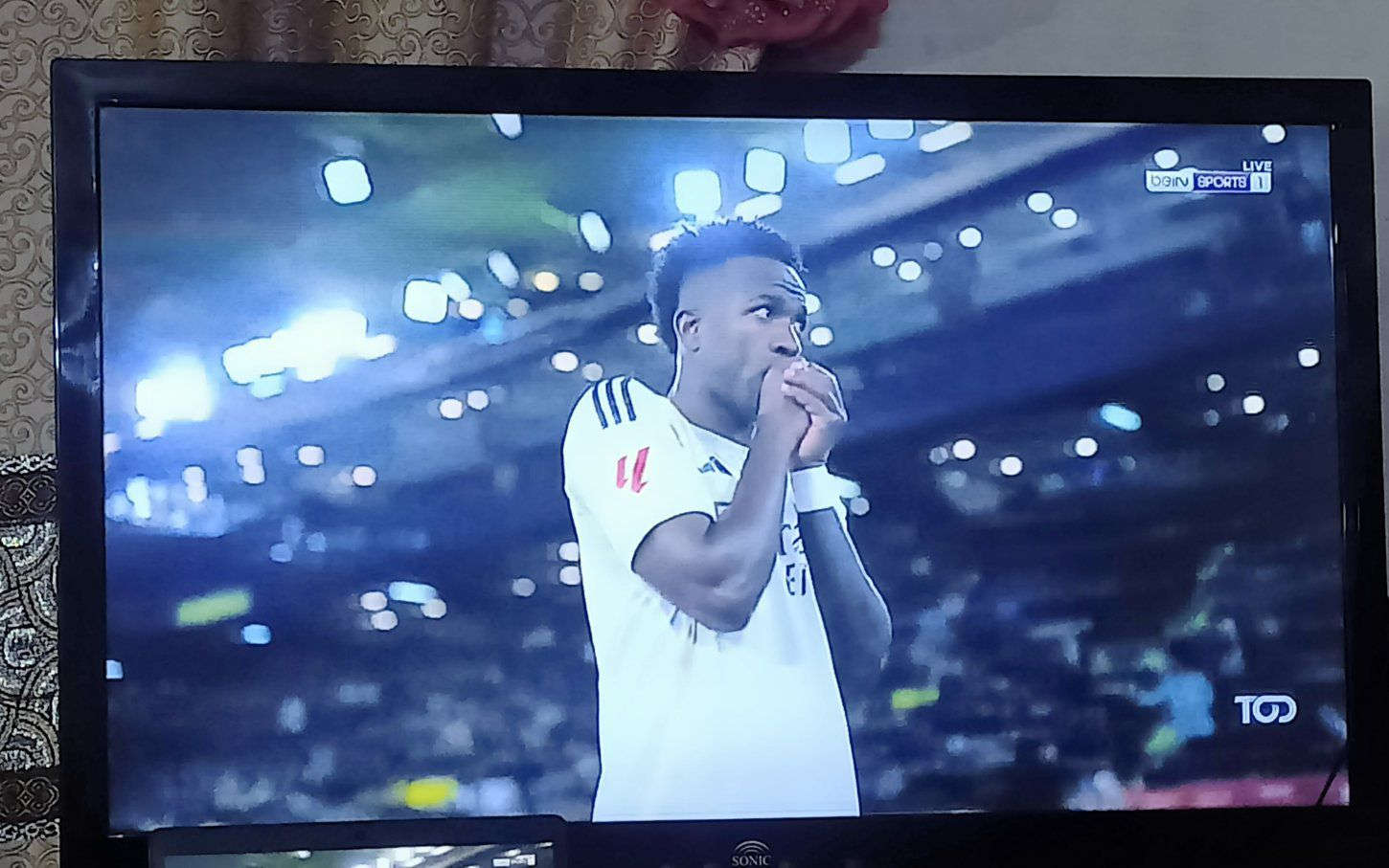 شاهد مباريات فريقك المفضل بدقة عالية وبدون تقطيع باشتراك رمزي 9 تالاف دينار فقط 🔥🤝🏻 واتسابي ***********
