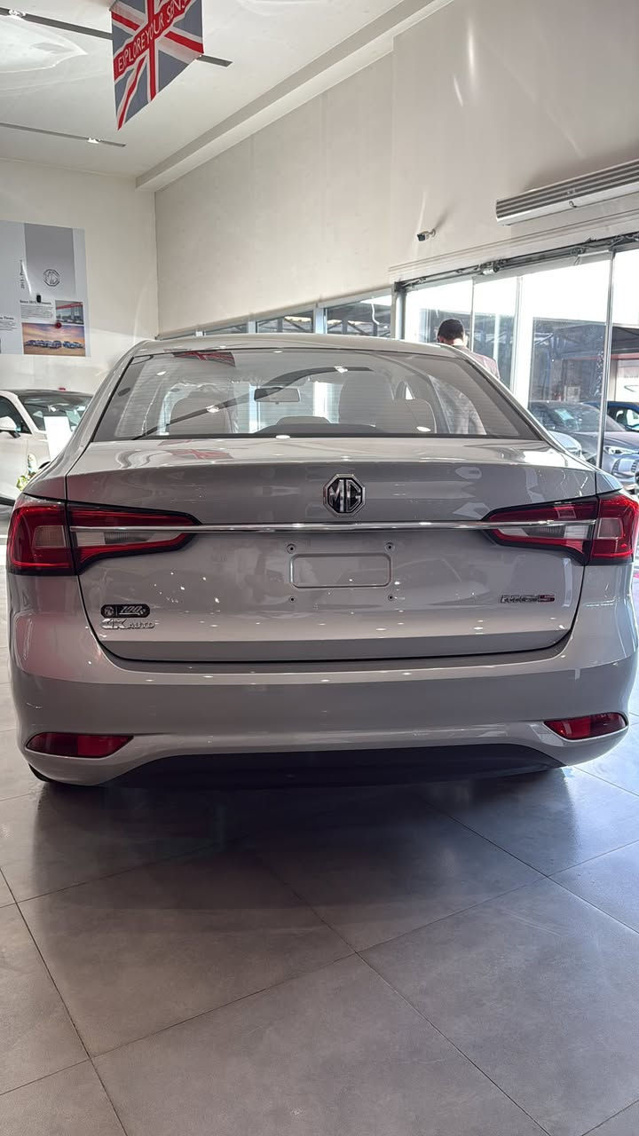 MG 5 plus زيرو بارخص سعر بكل العراق 
من الشركة مباشر ضمان الوكيل ٦ سنوات 

السعر راح يكون صدمة 
 
للاستفسار ***********
