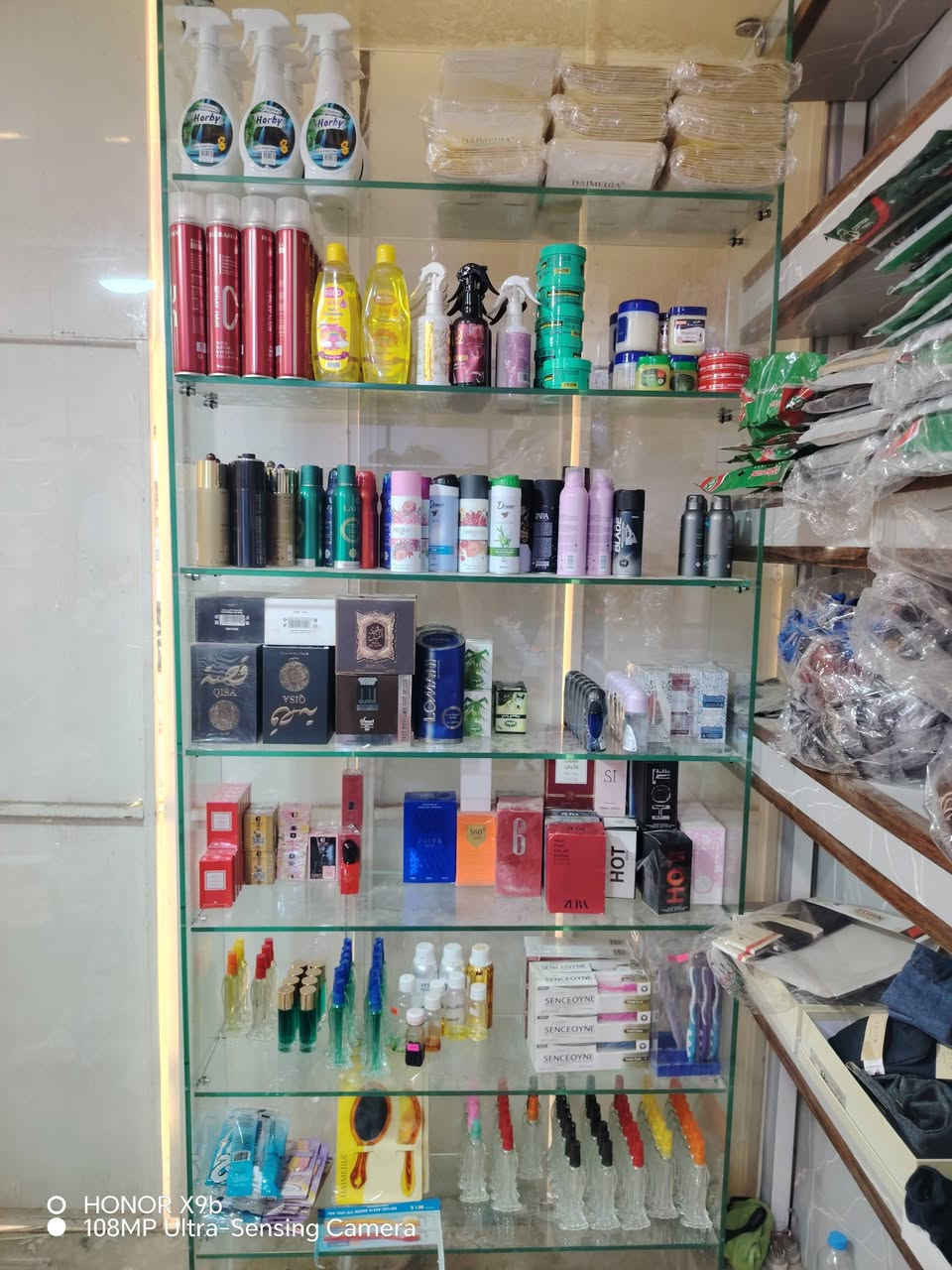 📢 وصلنا حديثًا إلى المحل 🎉

🧴 شامبو نونو 🧼 صابون 🌬️ معطر جو 🛏️ معطر فراش 🦷 معجون أسنان 🌸 عطور 30 مل 🧴 رول نيفيا

✨ جودة ممتازة وأسعار مناسبة.

📍 الموقع: قرية تلول ناصر – مفرق الشويرات – جوار أبو مالك للاستنساخ.

📞 للاستفسار والطلب: ***********
***********
