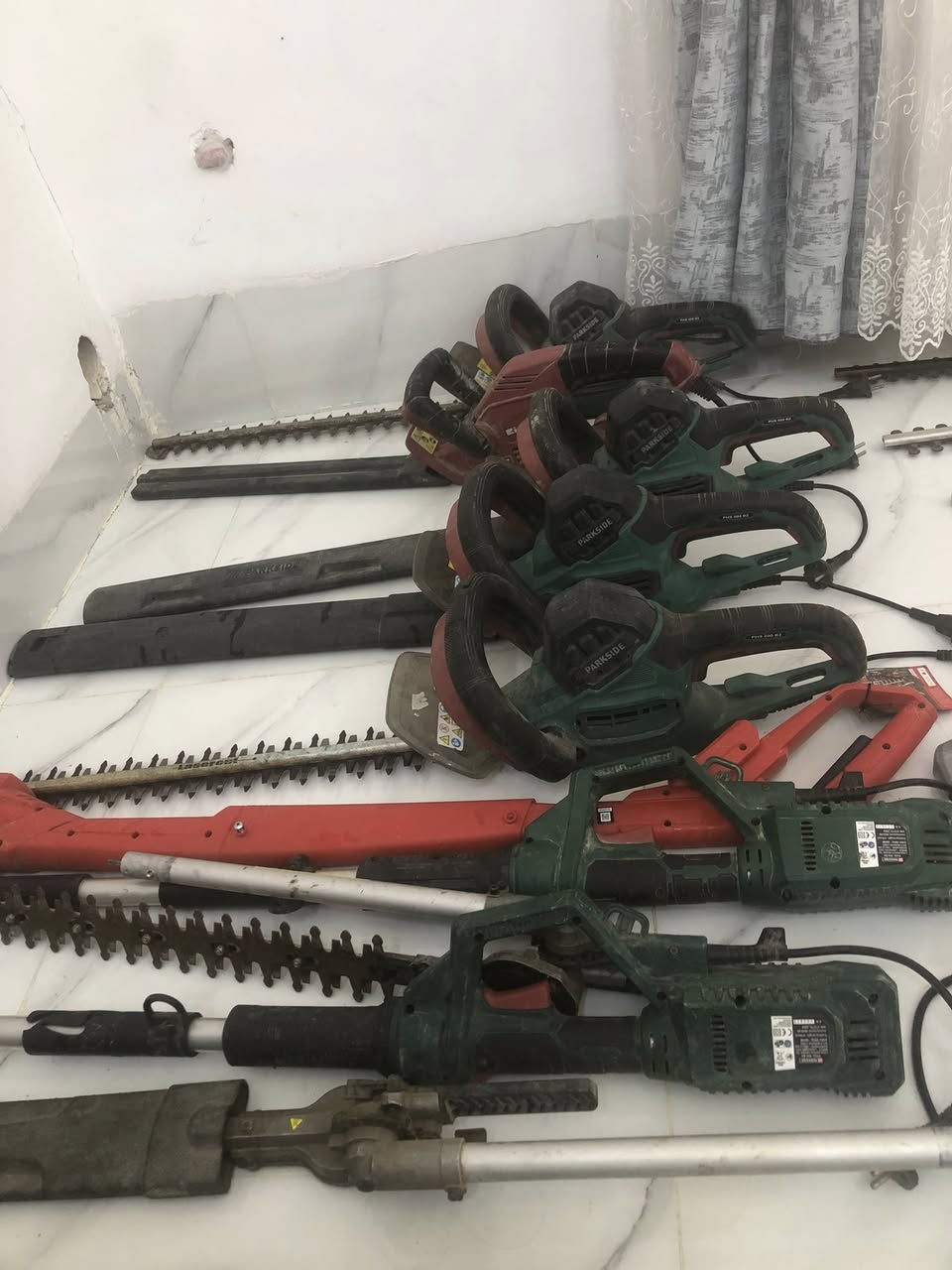 جهاز كاصوص اشجار نينا باله الماني لوكً تك ٣٠اذا شلع٢٥موجود خاص
وهذا رقمي ***********
