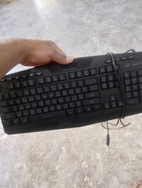 كيبورت +كامره حاسبه سعر ٢٥ خاص او هاتف 07757425492