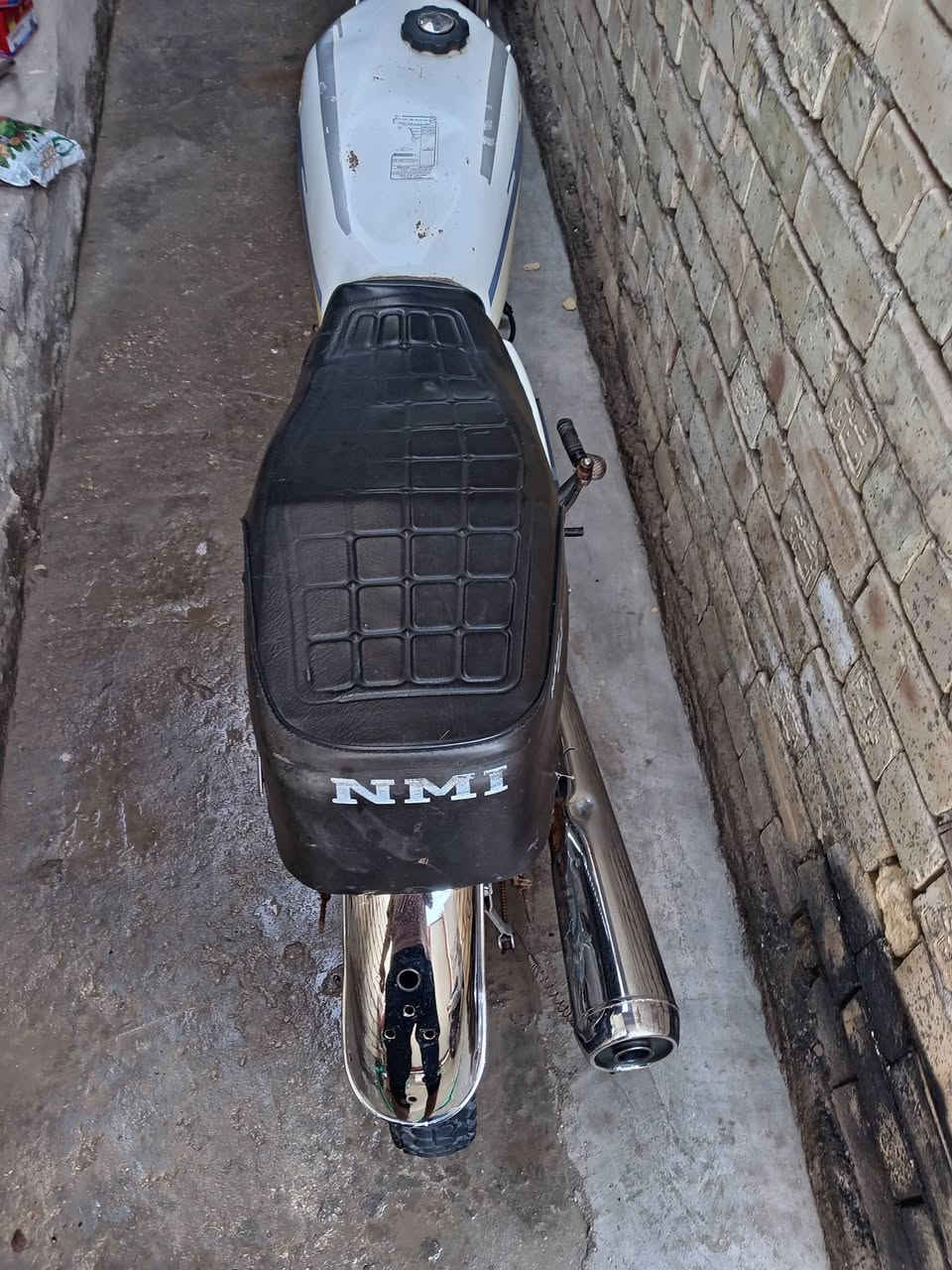 للبيع مكاني  حي الوفاءالسعر ٢٢٥بيه مجال ***********
