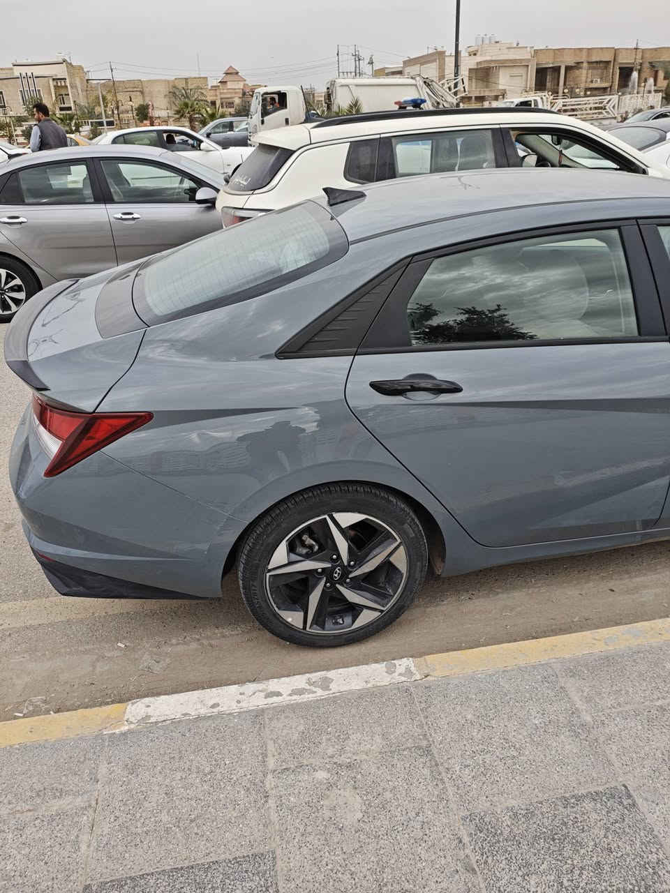 النتره ٢٣  امريكي حادثها بس دعاميه صور الحادث مرفوقه .وبيها طخات بسيه بدون صبغ  السعر ١٥٥  
بغداد حره بسمي  

عنوان ناصريه ***********
