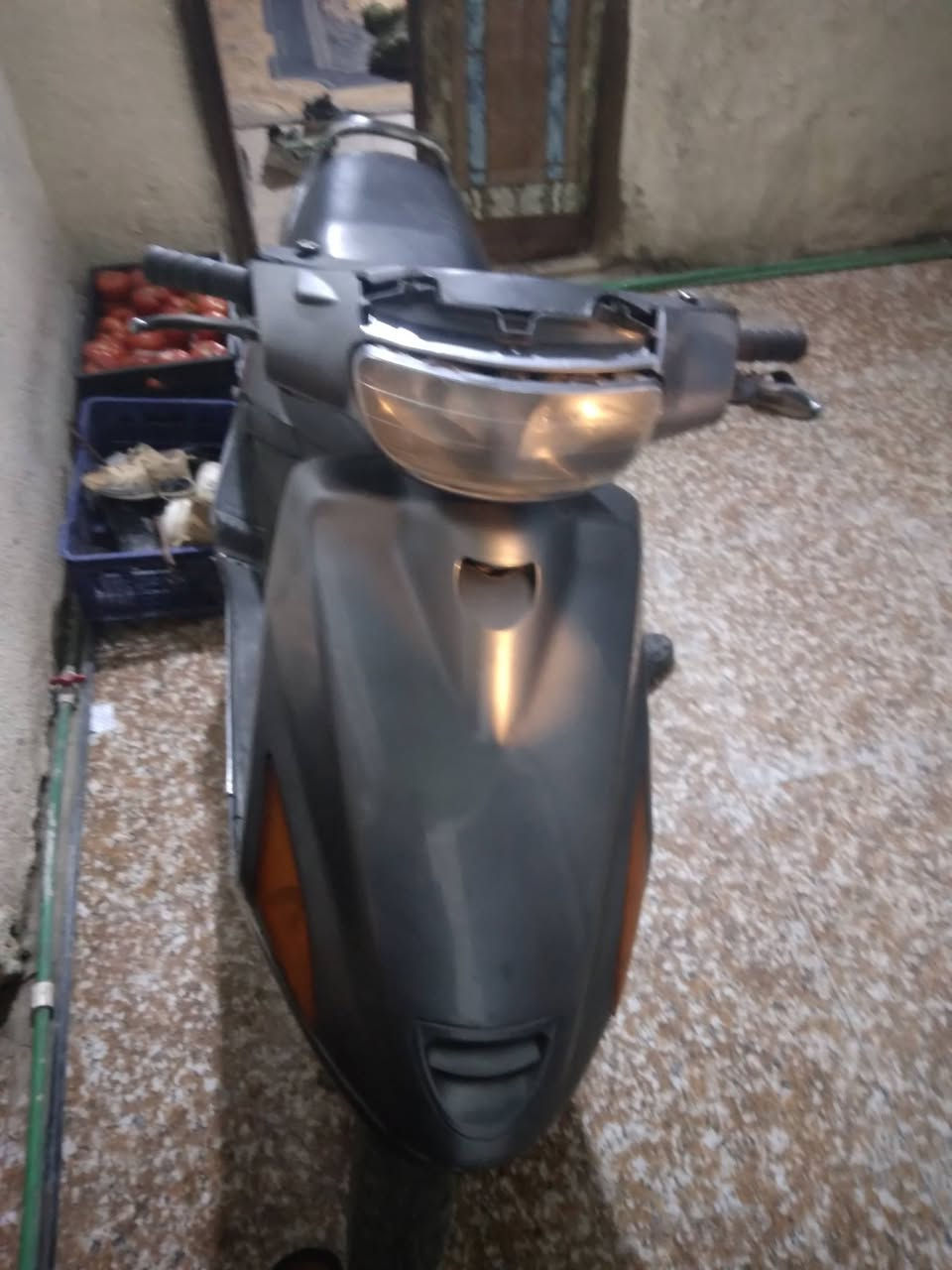 دراجة فراشه فحل 
المكينة مجفته شغاله 
الكهربائيات شغاله 
البدن نضيف 
الموقع بصره 
مدارينه الدراجه 
للإستفسار الاتصال ع الرقم 
***********
رجاءا بس الشراي يخابر السعر من تتصل ابلغك واداريك
