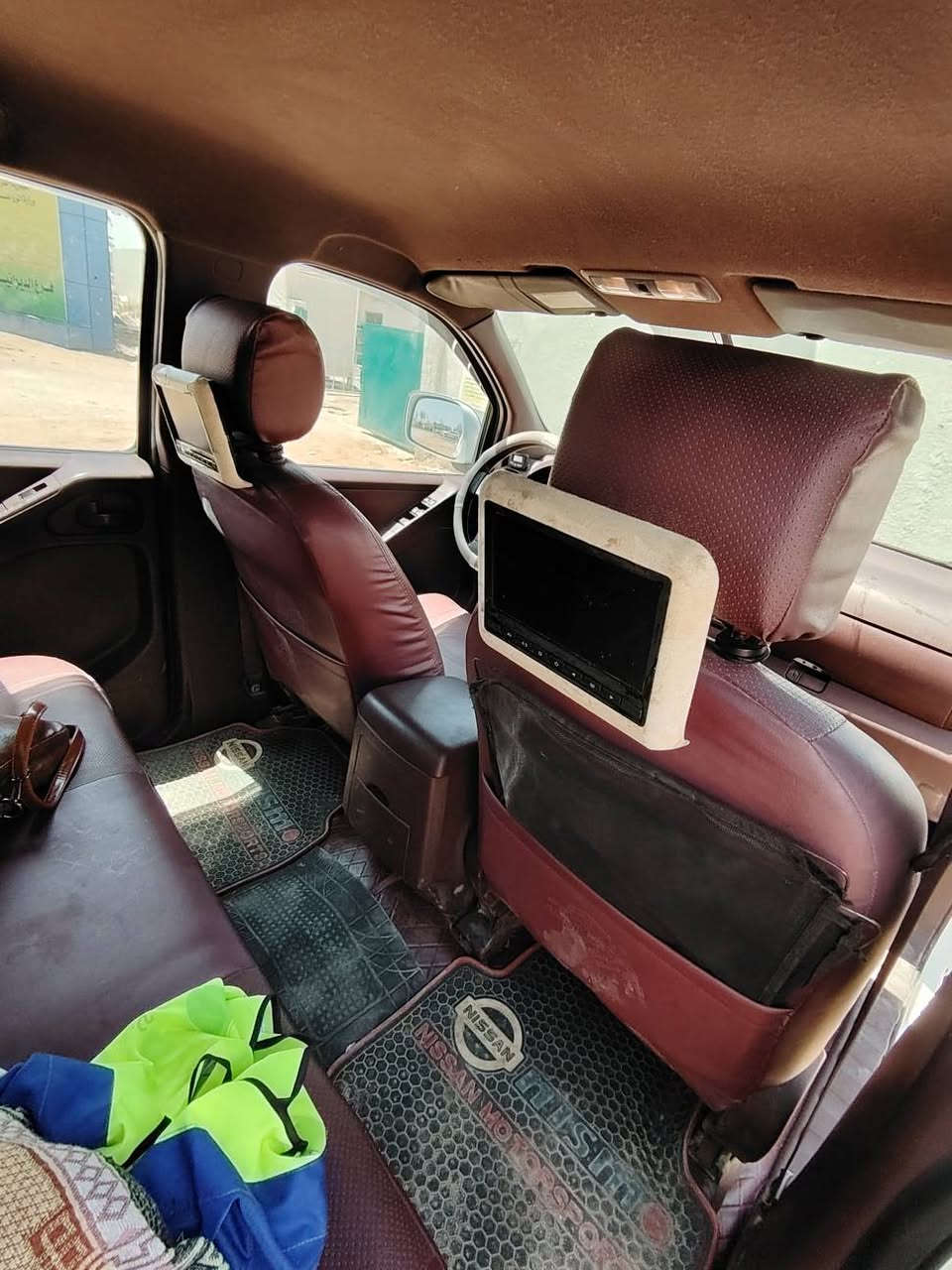 السلام عليكم....
نيفارا 14 مكفوله رقم بابل سنويه لل 27 بأسمي سونار مرفق  مكاني ديوانيه مع الصور للاتصال ***********
