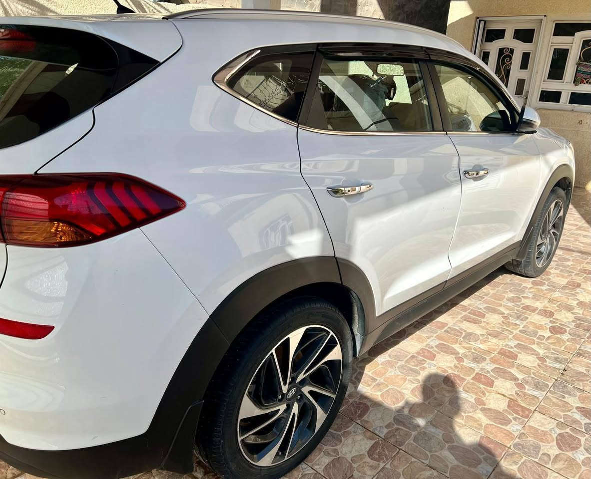 سلام عليكم
توسان موديل 2020
(بيع او مراوس) 
السياره كفاله عامه من الصبغ و التبديل و المعجون و البارد
السياره جديده فوك ما تصور بالعافيه الي ياخذه
موصفات عده البونرامه 
كراسي كهرباء
وضعيات قياده
اشاره بالمري 
مري شفط
ترحيب
حساسات
بصمات
تخم تاير جديد
وباقي الموصفات المعروفه
بصمه عدد 2
محرك 2000
ماشيه 104
رقم اربيل تريد تحول او وكاله ماكو مشكله
السعر 208 قفل قفل
مكان السياره محافظة واسط
السنويه نافذه
*********** وتساب
