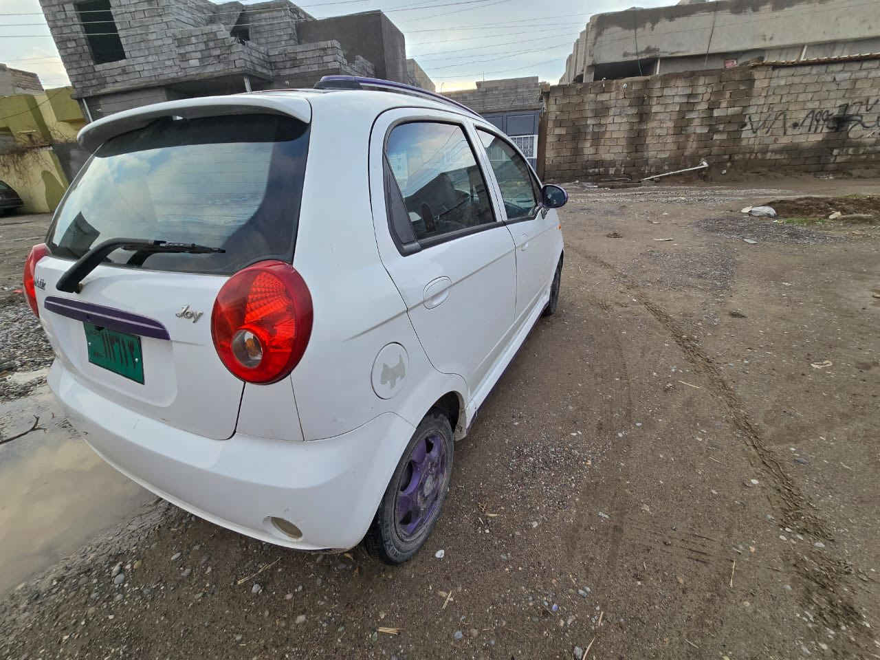 سلام عليكم سياره كوكو البيع ادوات مكصوص  محرك وكير شرط وصدر كهربايات كلها شقاله سياره جديده تفيا نار وتبريد ثلج السعر 25 وبيه مجال بس بيع فقط مكان السياره الشرقاط ***********
