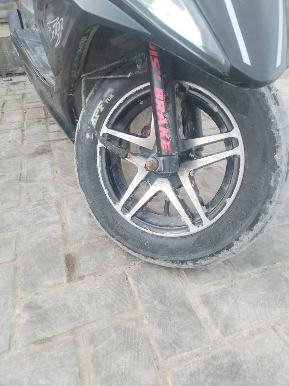 سلام عليكم دراجه ماكس مضلع سرعه ١٢٠ مكفوله كفاله عامها العنوان بغداد الدوره ابو دشير
السعر 950
و بيها مجال حك الجيه
***********
