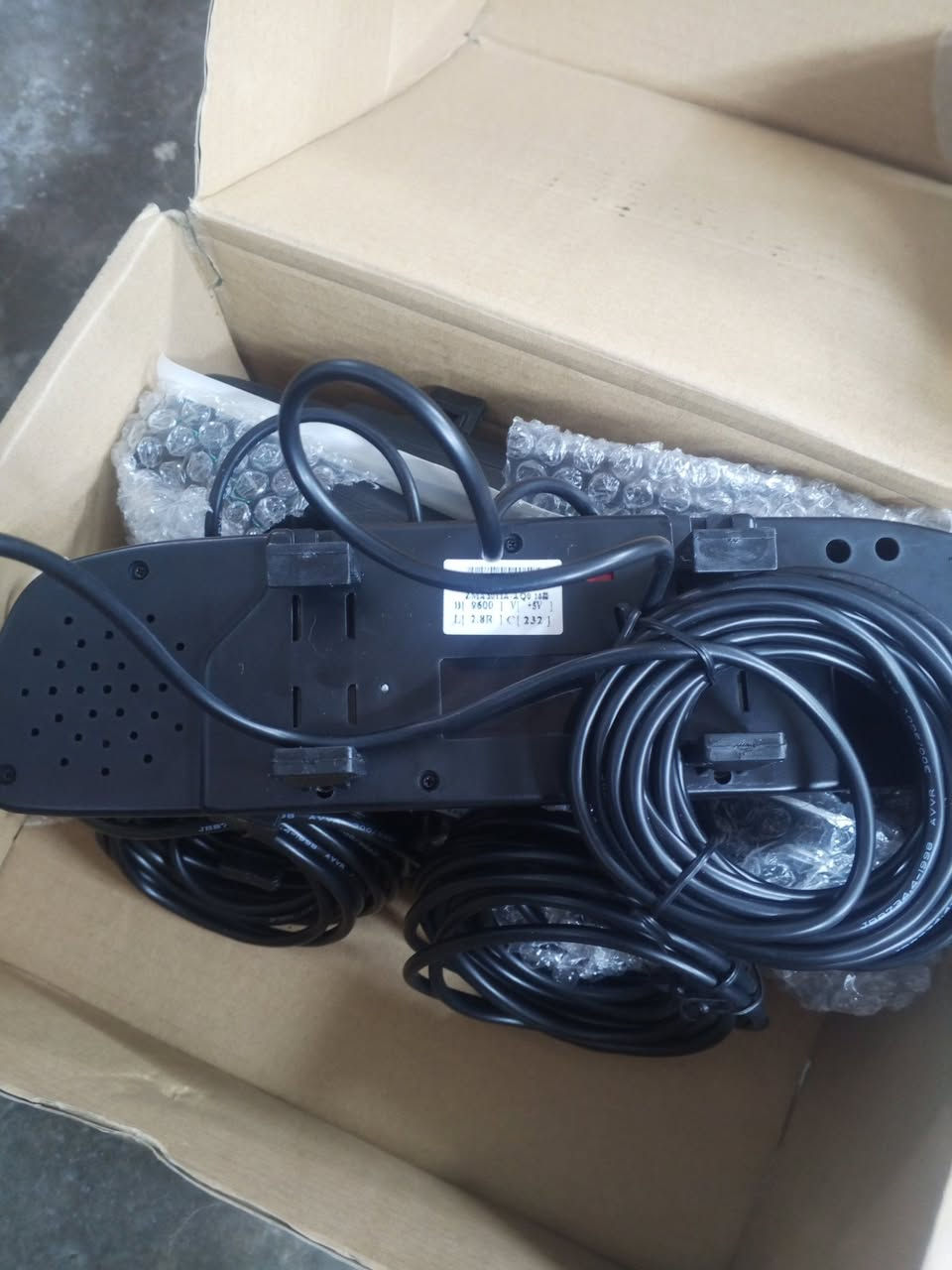 شباب طلع عندي بامازون هذه المرايات 
4 قطع جديدة سعر القطعه 15
 كلهن ب 50 واصل كل مكان 
المعلومات عنهن ✨✨✨
هذا المنتج هو عبارة عن شاشة مرايا للرؤية الخلفية للسيارة، تُستخدم عادةً مع كاميرات الرجوع للخلف أو أنظمة الفيديو داخل السيارة.


**إذا كنت صاحب هذا الإعلان وتريد حذفه لأي سبب، رجاءا أرسل رسالة إلى الدعم الفني**