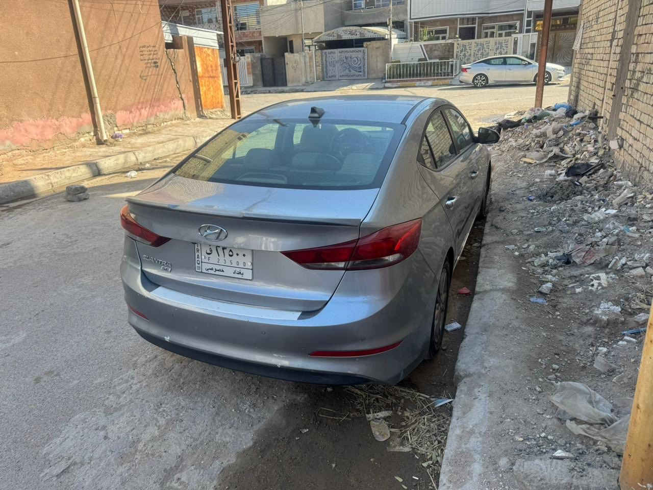 السلام عليكم للبيع النترا 2017 امريكي ليبل واحد
ضرر فقط قبق صندوق فقط صبغ  رقم بغداد. بسمي 
فول ماعده فتحه وبصمه تخم تايرات جديد  رقم شاصي 5NPD74LF1HH085160
المكان شهداء البياع 
الرقم الهاتف ***********
السعر 121 وبيها مجال بسيط
