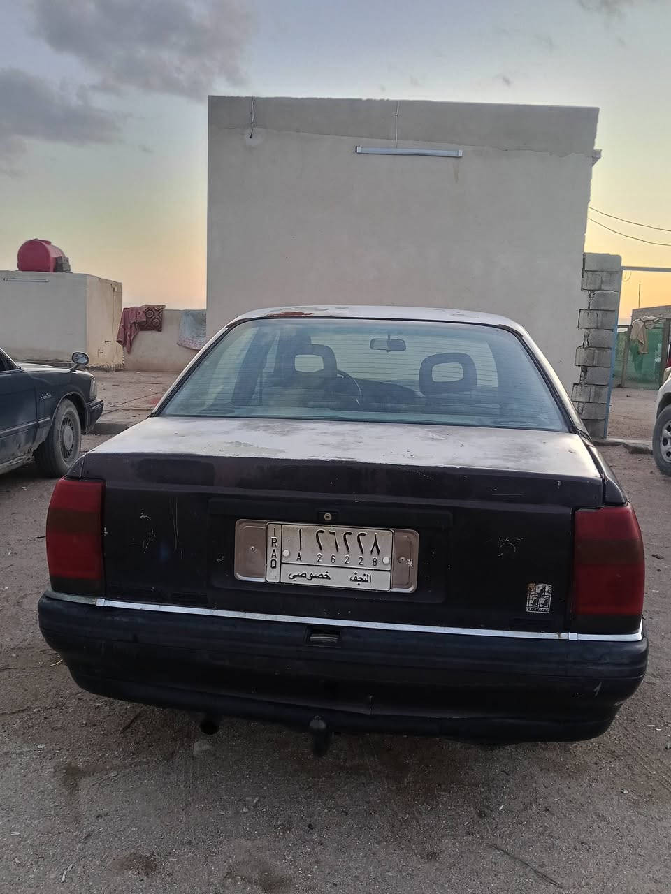 اوبل اوميكا موديل 92 رقم ألماني نجف  السنويه  منتهيه كير عادي المحرك  بيه ضعف ابيع كوم حديد الشرعي بنجف مكان السياره البصرة الزبير السعر 12 ورقه  ***********
