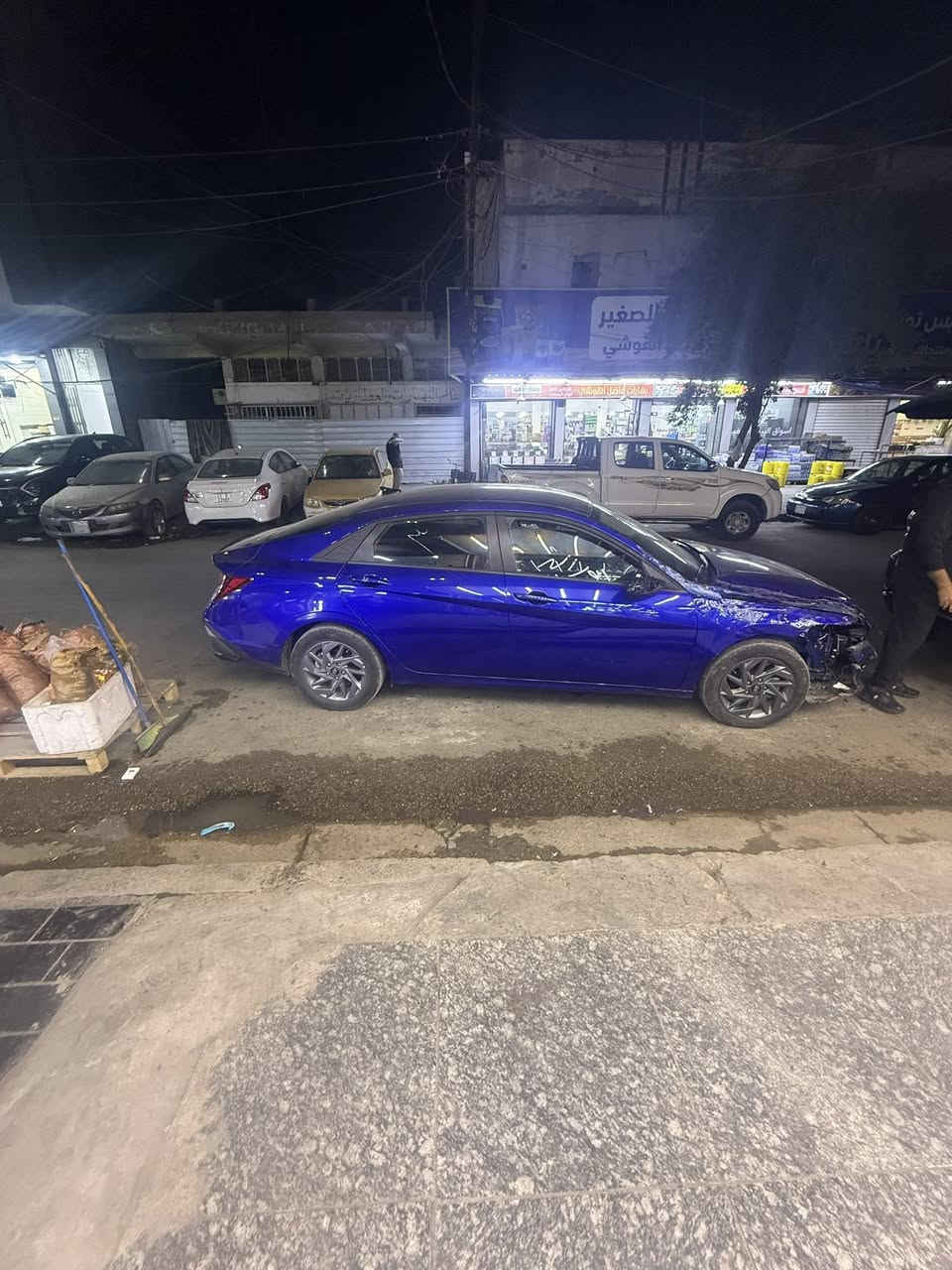 النترا2025 دخول جديد بسمي
بدون تصليح ورقم 
بدون دواخل 
سياره جديده بدون شخوط ورصعات 
راديترات تبريد شركه مملهوب بيهن 
محرك 2000دوش 
ماشيه8000
مواصفات 
بصمه تشغيل عن بعد رادارات امامي وخلفي وجانبي 
تدفئه كشنات وستيرن  صندوك فتح تلقائي شاشه الكتروني 
وباقي المواصفات
السعر 137بيها مجال
الاتصال ***********
بغداد كراده
