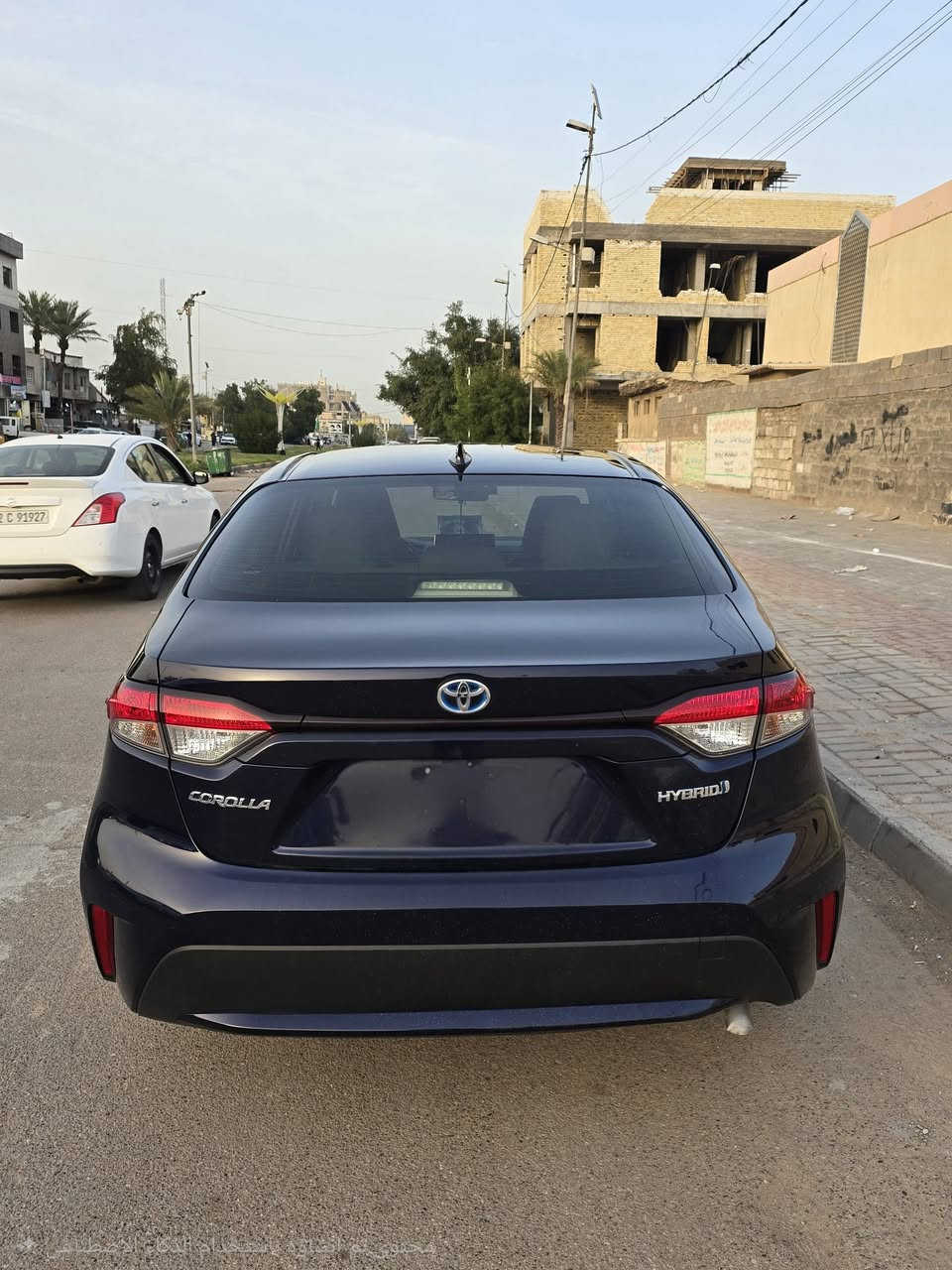 كورلا 2021 هايبرد وارد امريكي ياباني اصلي 
حجم المحرك 1800 
ماشية 113 كيلو متر 
 مكفوله مكفوله والسونار مرفق ويا الصور 
المواصفات 
رادار + تحديد مسار طريق + قيادة ذاتيه 
قرائة علامات الطريق المرورية
بصمة تشغيل + دخول ذكي يدة الباب
هاندر بريك بصمة + اوتو هولد + بريك ABS 
شاشه ديجتل 
شاشه مسجل +تبريد بيانو + كامره خلفيه + 
لايت زينون عالي ناصي + بروجكتر لد زينون + بكلايت لد 
حساس اطار + حساس مطر + حساس لايت داينمك عالي ناصي اوتو 
ايفو مود + ثلاث مودات قيادة + مانع انزلاق 
 تحكم  الستيرن كامل مع كروس سرعه ايرباك عدد 10
السيارة شخصية مابيها اي شي نقص سيارة جاهزة 
رقم بغداد بأسمي تحويل مباشر 
للتوضيح / شخوط بسيطه بطرف النيد بسبب أطفال بالبوليش يروح
مكاني بغداد مدينة الصدر 
ودوامي كربلاء 
للأستفسار اكثر *********** & ***********
