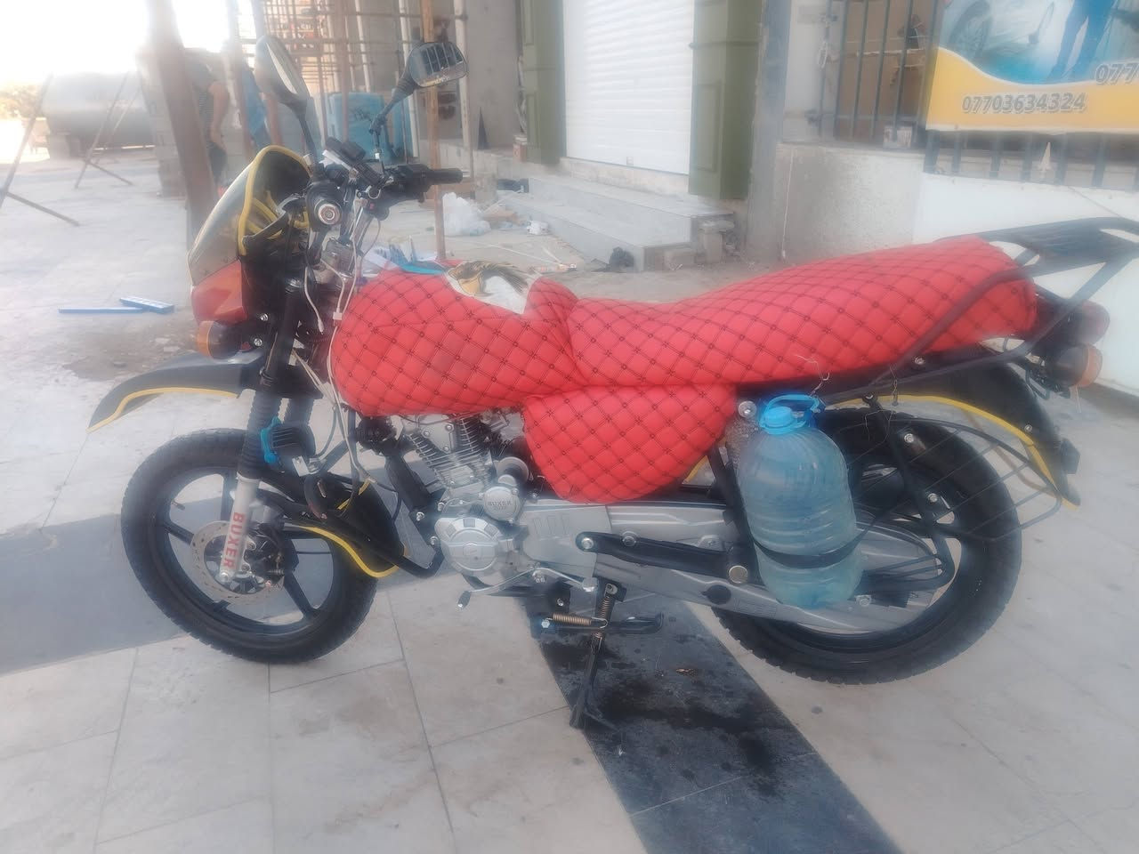 سلام عليكم بوكسير 26 استخدام 3 اشهر ماشي 15 الف محرك بعده جديد للبيع السعر خاص او اتصل عل رقم ***********
