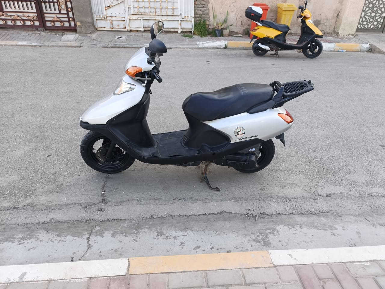 درجة سبيسي ياباني كفرات اصليه أبو الختم كابريتر اصليه كهربايات كله شغال قفل سكان شغال صندوق ما بيها أي نقص  كله بلاديه الهاتف*********** المكان كوت الزهراء
