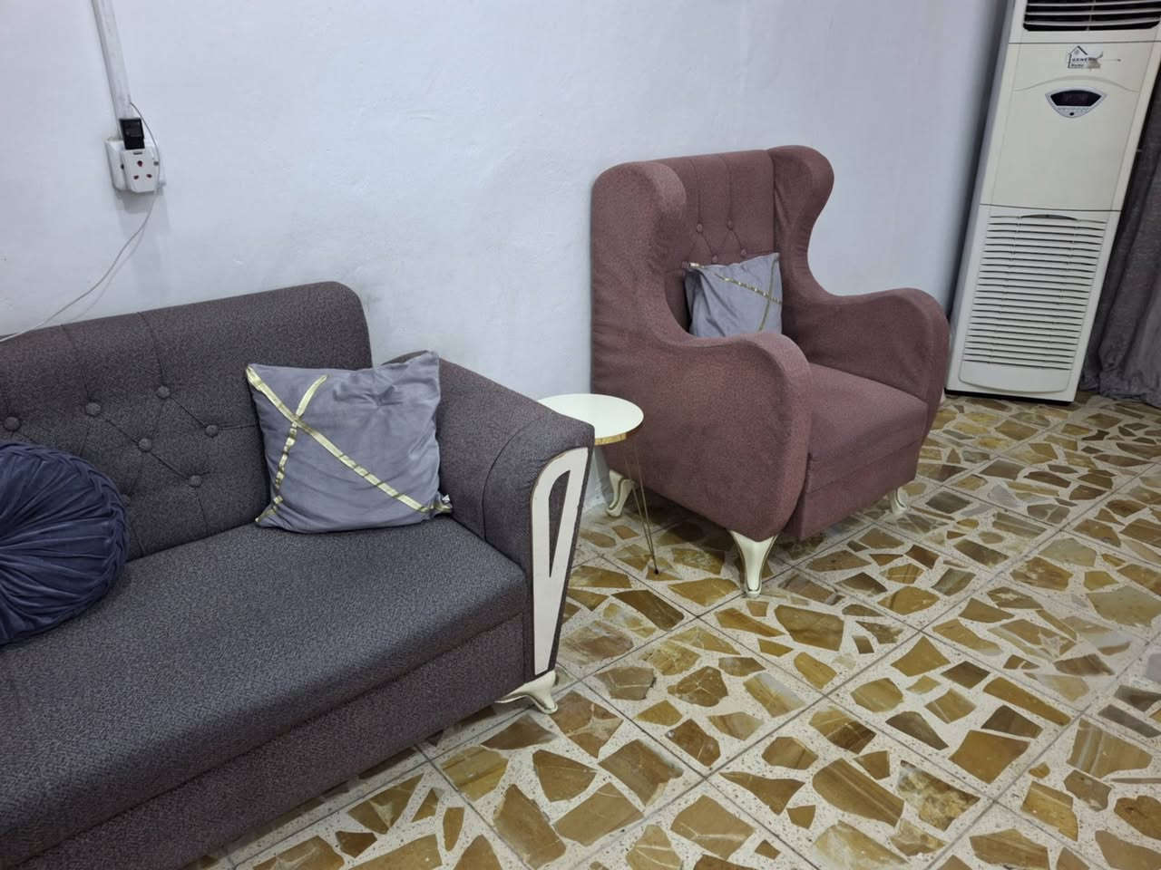 السلام عليكم تخم عشر مقاعد ب٤٠٠ وبيه مجال


**إذا كنت صاحب هذا الإعلان وتريد حذفه لأي سبب، رجاءا أرسل رسالة إلى الدعم الفني**