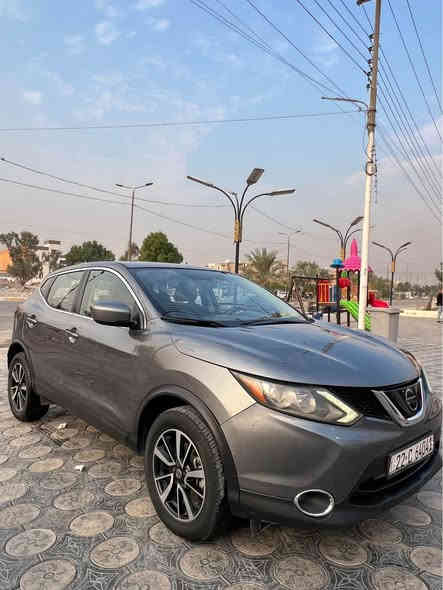 روج ياباني  2019 
سياره محرك ٢٠٠٠ المرغوب 
نظيفه جدا بدون صبغ 
بيه سونار 
سياره   مابيه اي شي. نظيفه 
ابيع على الفحص. وين ما يعجبك 
تحويل شوكت ما تريد 
ماشيه ١٠٠ تقريبا 
مكان السياره الغزاليه. شارع مدير الامن 
او المنصور 
سعر السياره ١٥٣ $ ورقه وبيه مجال 
سياره نظيفه وجديده 

*********** بغداد
