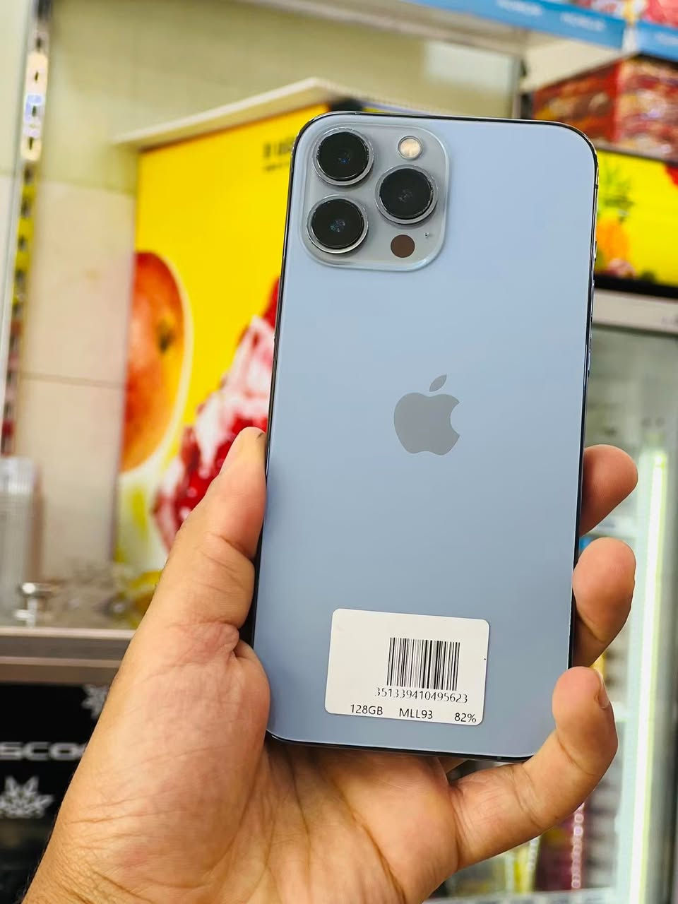 تلحگ لو ماتلحگ 
Iphone 13pro max
بطارية ٨١
ذاكرة١٢٨
لون بحري 
شرط ما مفتوح ولامبدل بي شي 

 
السعر بلاش متواجد خاص 
او ***********
