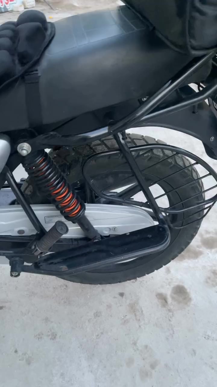 بوكسر 2023
سلام عليكم بوكسر جبلي 2023
رقم وسنويه الدراجة خير 
بيه خيط تبخير الدراجة خير من الله 
2000وبيه مجال حك الجيه ***********
