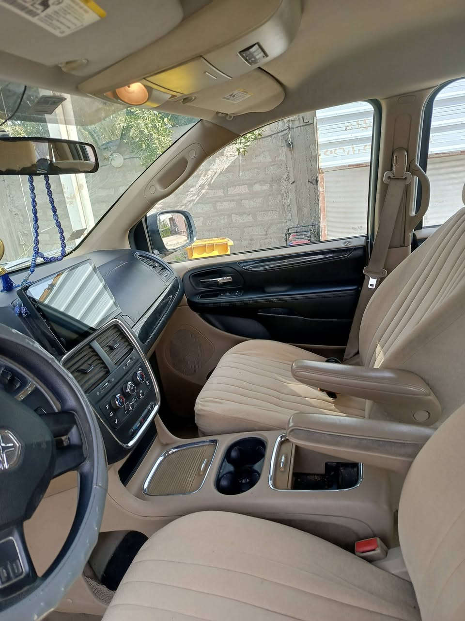 من رخصت ابو الكروب للبيع 
دوج كرفان مديل  2015

💎رقم بغداد 

💎محرك وكير شرط

💎صدر امامي خلفي جديد 

💎تبريد ٣قطع تدفئه تبريد 

💎كشنات سياحي بلع 

💎ثلاث قطع تبديل

💎نظمام ايكو تقليل صرفيات البانزين 

💎الأبواب وصندوق كهرباء 

💎جام ٦كهربائي 

 شاشه كبيره وكامره امامي وخلفي 

💎سياره جديده حلوه وأحله من صوره جديده مال بيت ماشيه 95 

💎السعر140

💎مكاني بغداد المدائن تقاطع النهروان 

💎تواصل ***********بي واتساب
