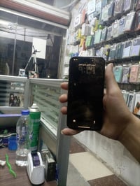 آيفون ١٤ برو ماكس • ٢٥٦ • بطارية ٨٤