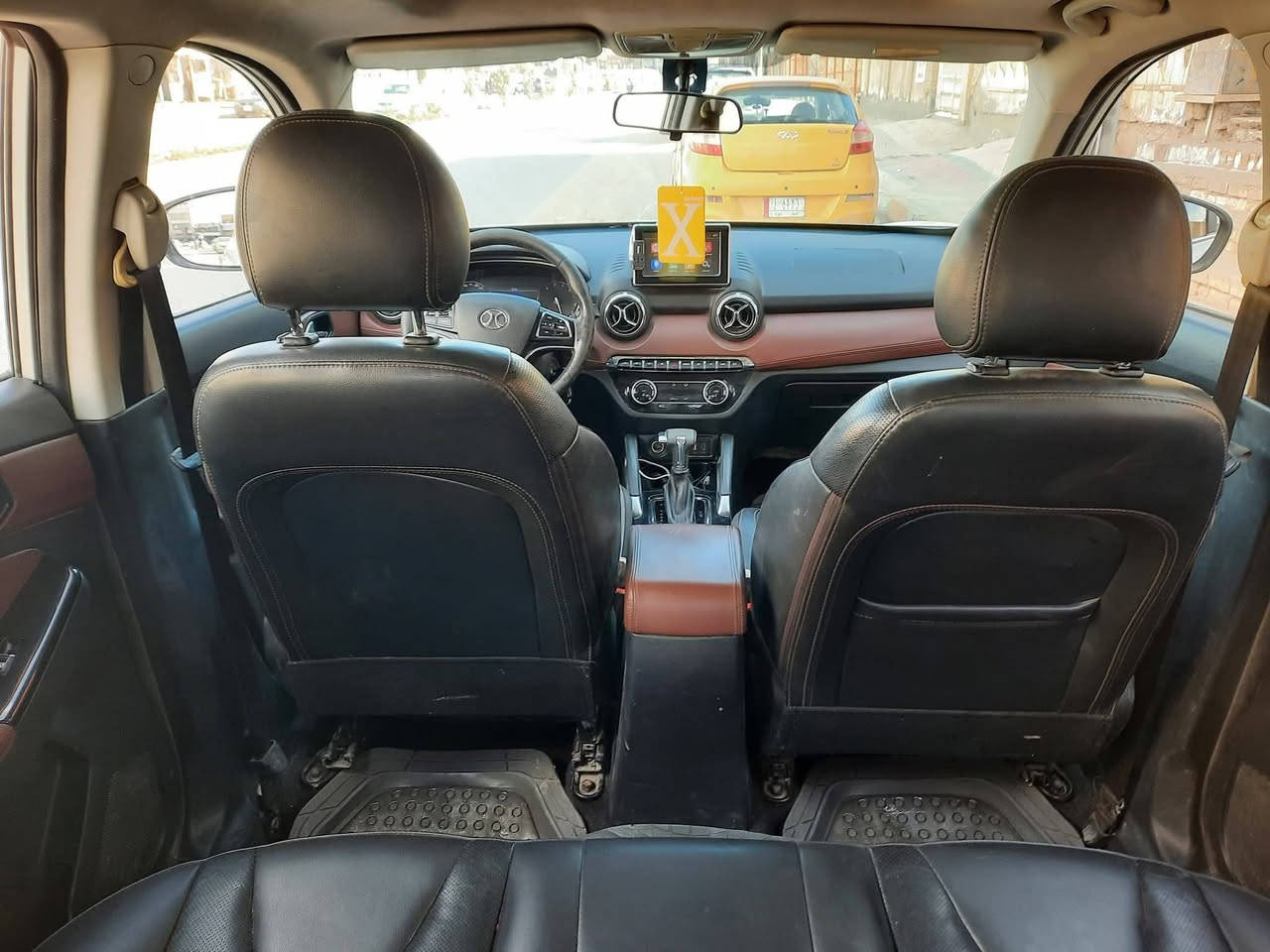 سياره بايك كيو35 رقم ذي قار حره موديل 19 ماكينه وكير جدا تبريد تدفئه سياره جاهزه مجهزه كل نقص ما بيه السعر 75 وبيها مجال الشراي يتصل مكلف بالنشر مكان سياره ناصريه مركز المدينه***********
