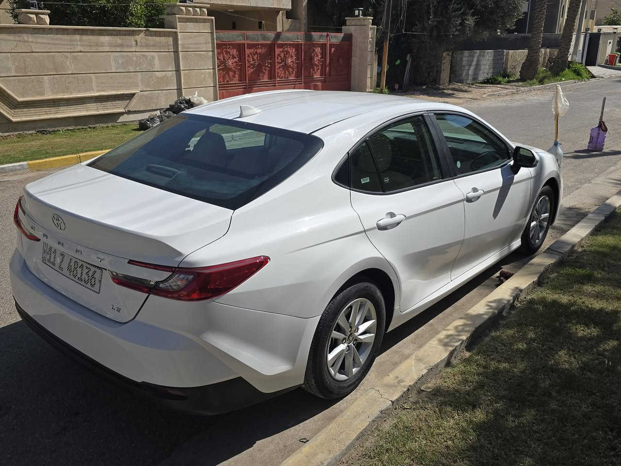 كامري 2025 هايبرد  ب١٩٩

 مواصفاتها

شاشه 
بصمه
ويل كب
لايت زنون
جلد ابيض مال عمان 

 السياره وارد امريكي بيها قطعتين صبغ وصور الحادث واتساب 

السعر 199 قابل للتفاوض 

مكان السياره بغداد حي الاطباء بلجهاد قرب خدمي شارع المطار للتواصل 
***********
