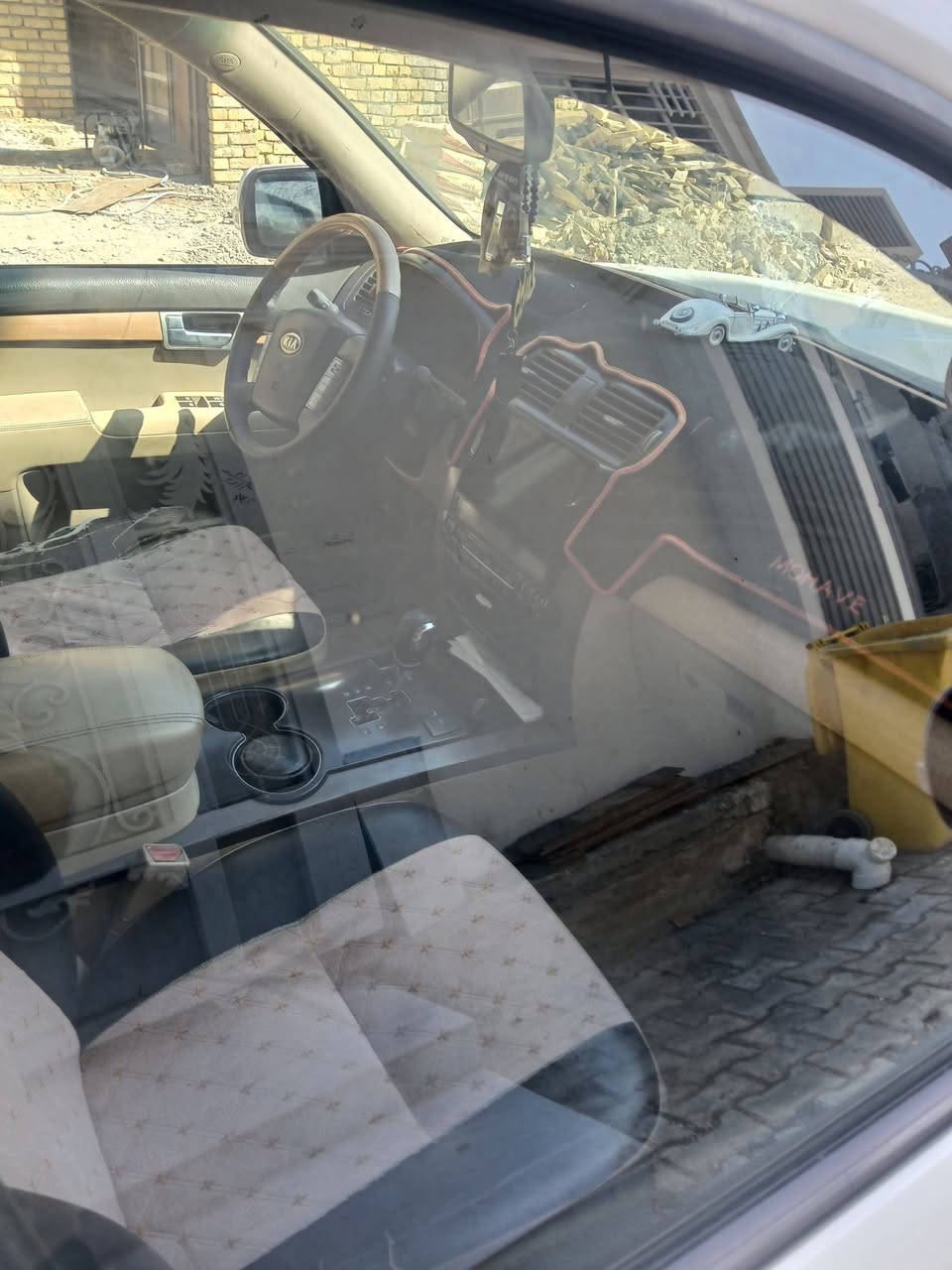 كيا مهافي ٢٠٠٩ فول مواصفات تخم تاير بيها صبغ بس قبق الصندوك باسمي السياره السعر ١٣٥وبيها مجال ***********
