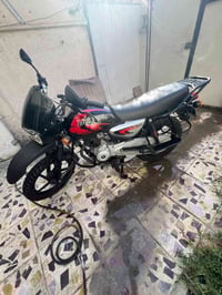 دراجة بوكسر للبيع  موديل 2024  ماشية 17 الف حقيقي  مرقمة كاملة رقم ارب...