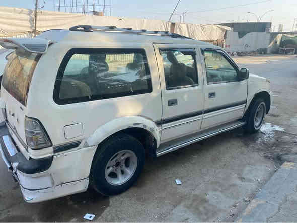 السلام عليكم جيب للبيع مديل 2006 مكينه وكير ثري وأي واتماتيك جدد حداده حلوه وداخل نضيفه كهربايات كلها شغاله تخم تاير مكفول من الضربه القويه والعيب الشرعي رقم بغداد مداور ثاني يوم مكاني الناصريه السعر 25 رقم*********** ناصرية
