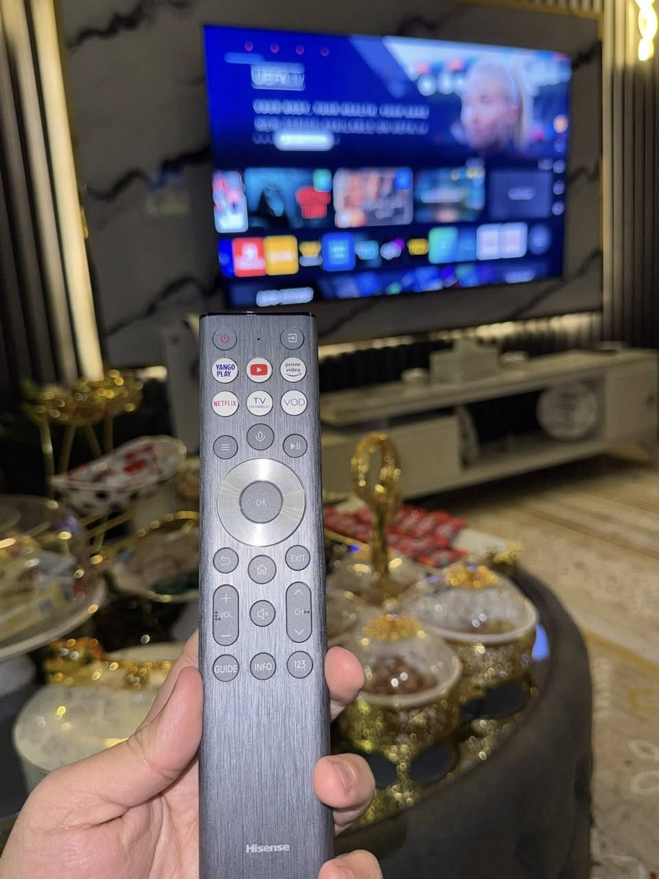 السلام عليكم .. شاشة هايسنس u7q pro حجم 75 الشاشة تدعم نظام 8K الشاشة تدعم ai ذكاء صناعي ايضاً تشتغل بالصوت وبيها مؤقتات شوكت ميعجبك تشتغل الشاشة وحدها وتشغلك فيلم او قرآن حسب رغبتك الشاشة بيها كومة مواصفات جداً مرتبة وبيها هواي سوالف 
سعر الشاشة مليون و500 قفل 
بغداد

تعديل : الشاشة بيها اكثر من 10 مودات للصورة ( اخبار ، افلام ، رياضة ، وغيرها وتلقائي تتناسب مع اضاءة الغرفة وتطلع افضل واوضح صورة )


**إذا كنت صاحب هذا الإعلان وتريد حذفه لأي سبب، رجاءا أرسل رسالة إلى الدعم الفني**