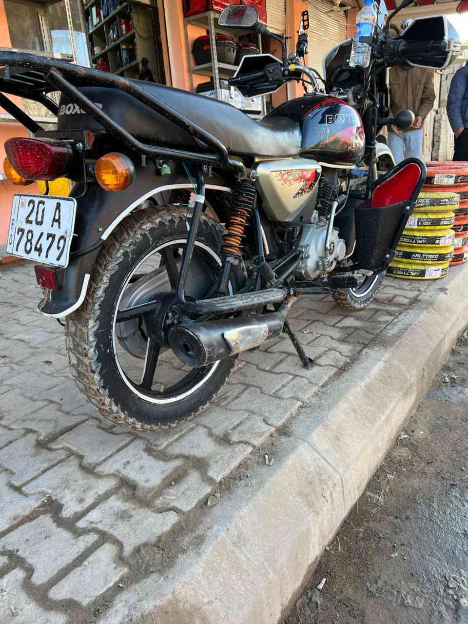 للبيع بوكسر شاصي 21 محدث 23 رقم وسنويه مكاني ديالى الخالص للاستفسار 👈***********
