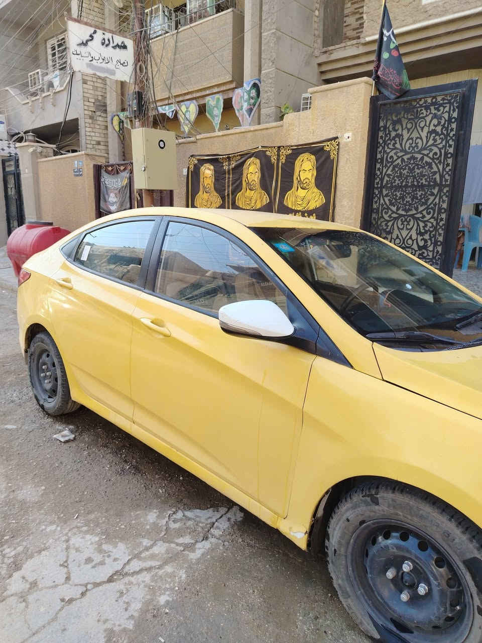 سلام عليكم
اكسنت خليجي ٢٠١٦ سنوية بأسمي مكفوله من الكص والتبديل محرك بدون تبخير تبريد شغال مصبوغه عام للجماليه بيهه شخوطات بسيطه والدعاميه مثل ماموضح بالصور السعر ٨٥ وبي مجال للشراي
العنوان بغداد/ الامين الثانية / السده
رقم / واتساب /  *********** بغداد, العراق
