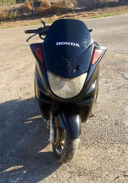 السلام عليكم..
للبيع ماجستة دبل رون مكينة مكفولة من التنقيص والتبخير والنضوح كلجات نظيفة كابريتر بلاد نظيفة منظومة راديتر نظيفة.. كفرات نظافة ٨٠% ..كهربائيات كيجات رون كيلو متر حماوة بانزين  كلهة شغالة صدر أمامي خلفي نظيف .. 
نواقصهة .. باتري وستان تعليك وكتف اشاير وسبايدر.. اليريد مفول السوك متروس ..
السعر ٤٥٠ هاتف *********** مكانها بغداد الحسينية الراشدية ترهم مراوس
